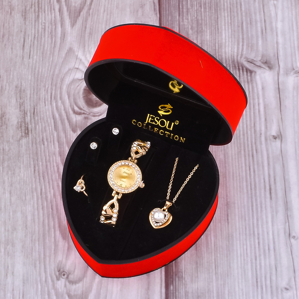 2026 New Women Bracelet Watch  - Jewelry Watches Silver 评论和价格