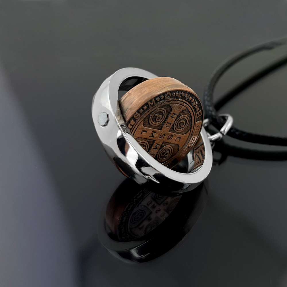 New St Benedict Medal Necklace - Jewelry & Watches Vitopoulos Reviews 评论和价格