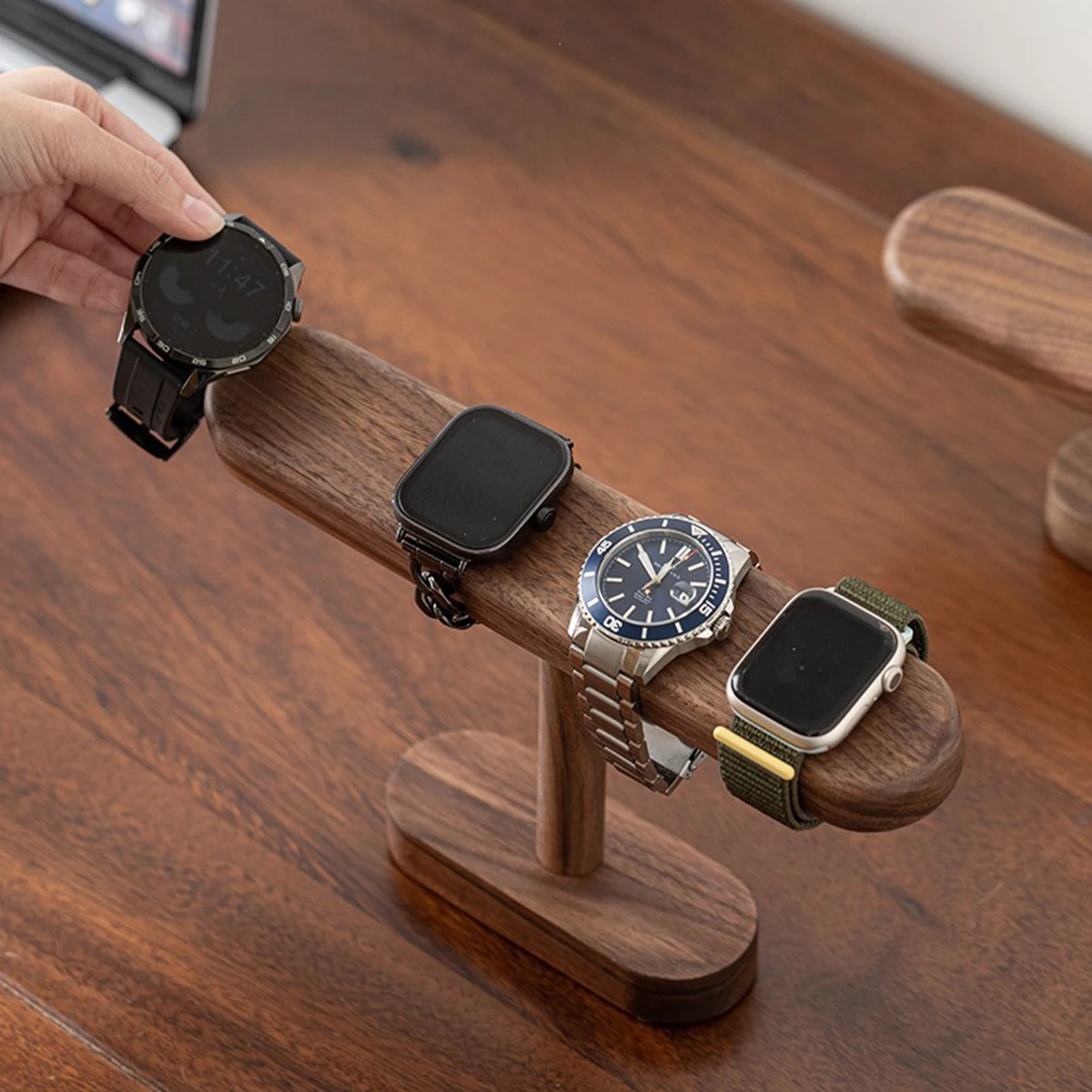 Walnut Wooden Jewelry Organize - Jewelry And Watches Exhibition 评论和价格
